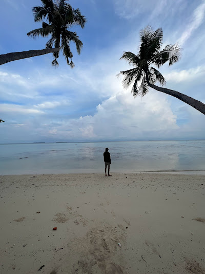 Wisata Pantai Tanjung Gelam