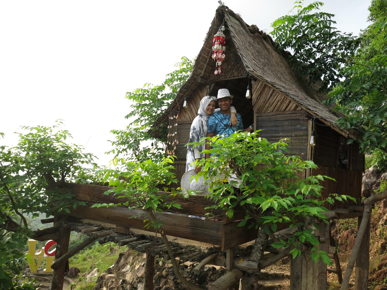 Wisata pulau hopping Karimunjawa